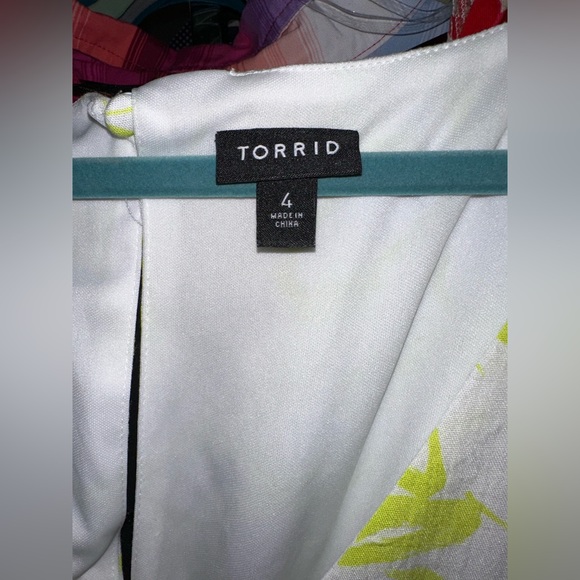 NWOT Torrid Dress - Picture 7 of 7